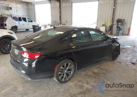 2015 Chrysler 200 S z USA, uszkodzony, nr VIN 1C3CCCBG1FN613745